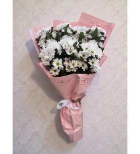 Blush Daisy – Premium Beyaz Papatya Buketi