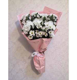 Blush Daisy – Premium Beyaz Papatya Buketi